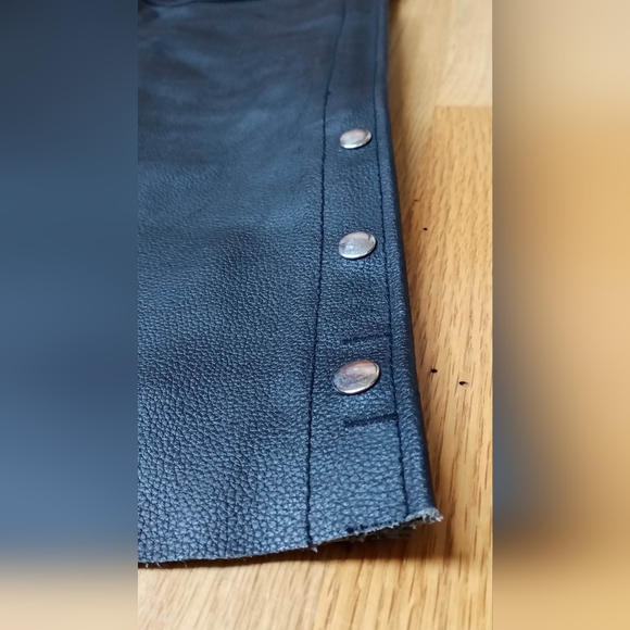 Leather motorcycle chaps - Picture 4 of 7